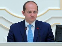 Вице-губернатор Владимир Лавленцев поручил председателю Жилищного комитета лично контролировать начисление платы за отопление
